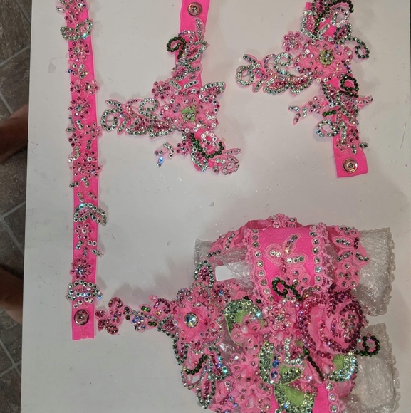 Shuggy Cupcake Dress - Picture 3 of 8